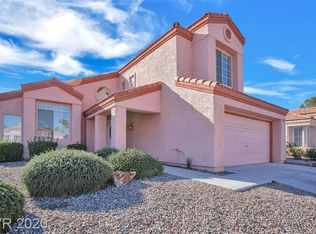 9821 Cross Creek Way, Las Vegas, NV 89117