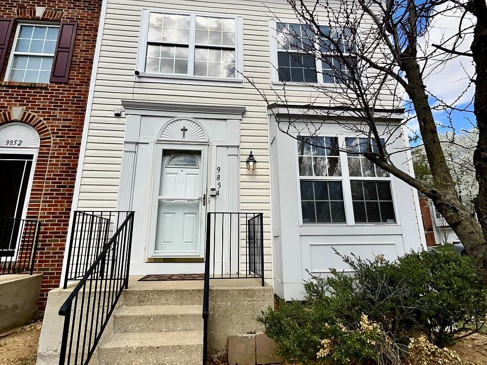 1st image of 9854 Royal Commerce Pl