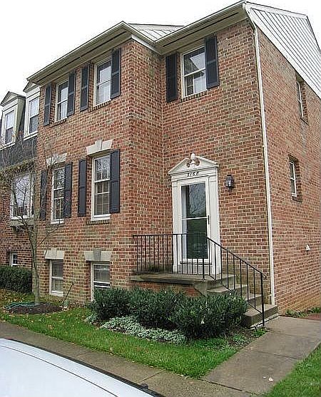 1st image of 3168 Stratford Ct