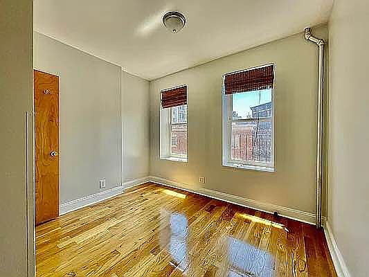 3rd image of 39 Christopher St APT 3D