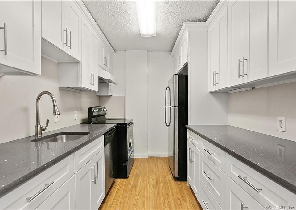 1st image of 1 Strawberry Hill Ave APT 12D