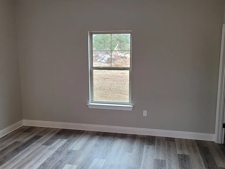 109 Jennie Dr — Photo 13