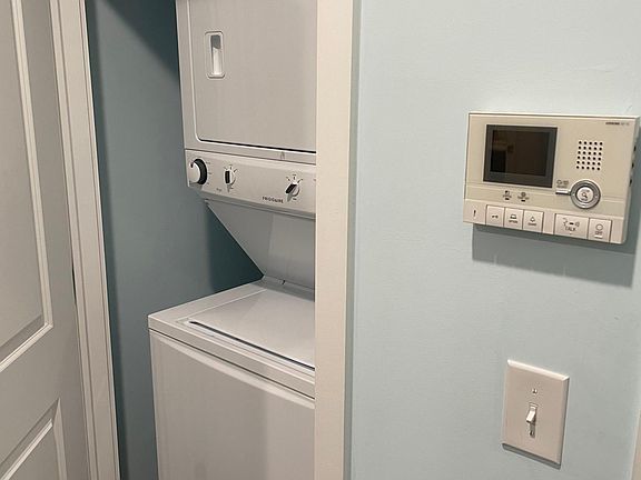 3rd image of 1409 N Carlisle St #3