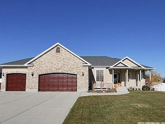 2nd image of 3234 W Cornish Cir