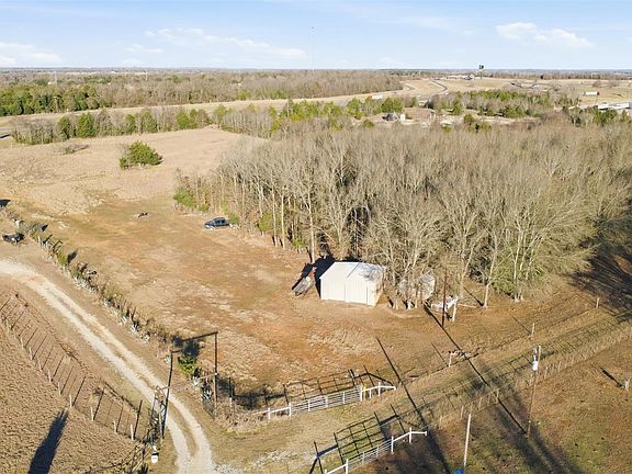 2nd image of 143 Texas Rd #473