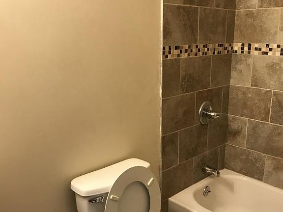 3rd image of 4700 Stenton Ave APT 19