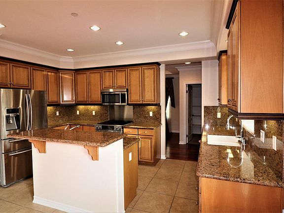 3rd image of 21339 Blackhawk St