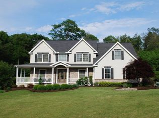 49 Oakwood Dr, Danville, PA 17821