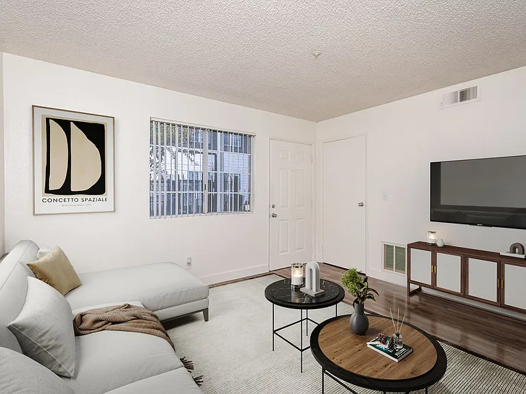 Liv 1621 Apartments — Photo 5