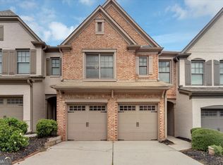 4913 Berkeley Oak Cir, Norcross, GA 30092