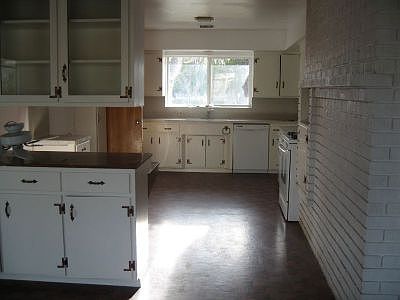 Bright Kitchen