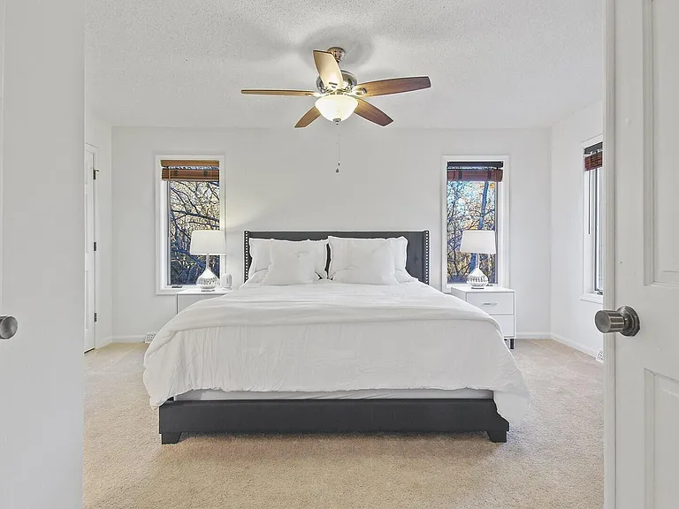 2804 Melody Ln — Photo 7