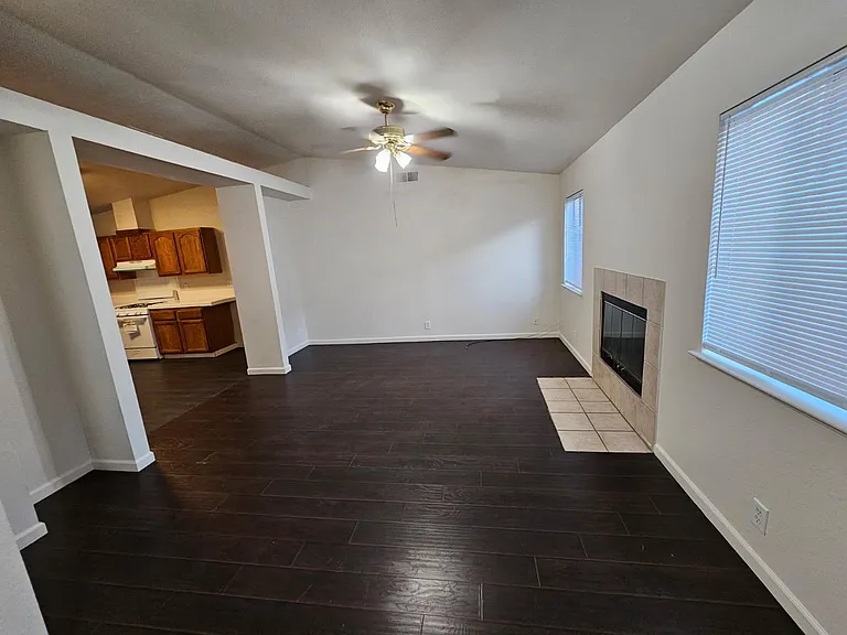1048 Jean Ave — Photo 12