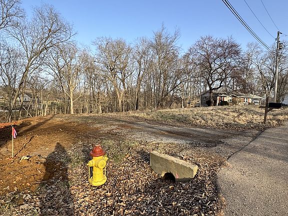 3rd image of 2833 Thrush Dr Lot 95
