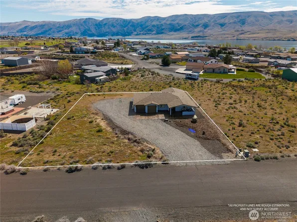 713 SW Sunset Boulevard, Mattawa, WA 99349