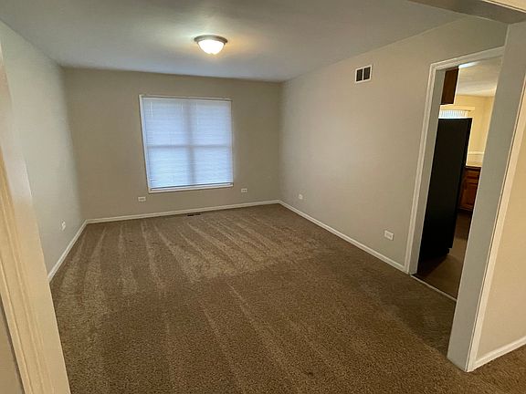4th image of 4127 Indian Hill Dr