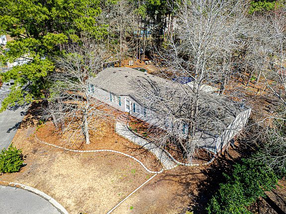 5th image of 628 Deepwood Ct