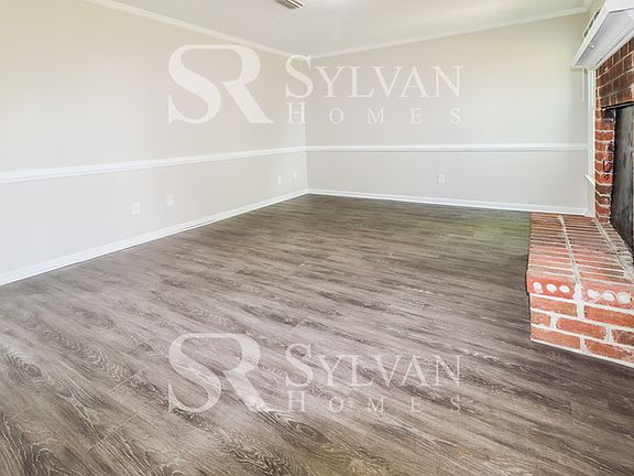 3rd image of 3812 Coyote Cir