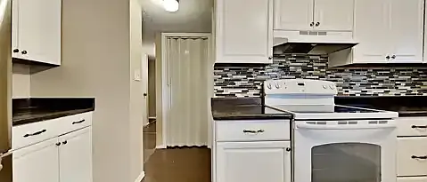 855 E Viola St — Photo 16