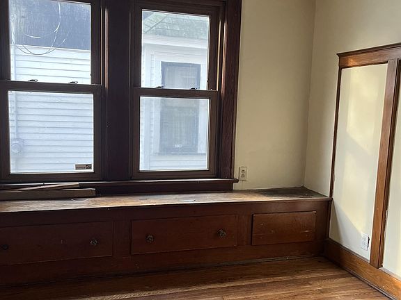 Dining room with cozy window seat