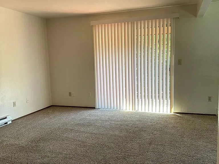 Chandele Apartments — Photo 9