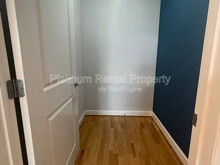 325 E Paces Ferry Rd NE #414 — Photo 12