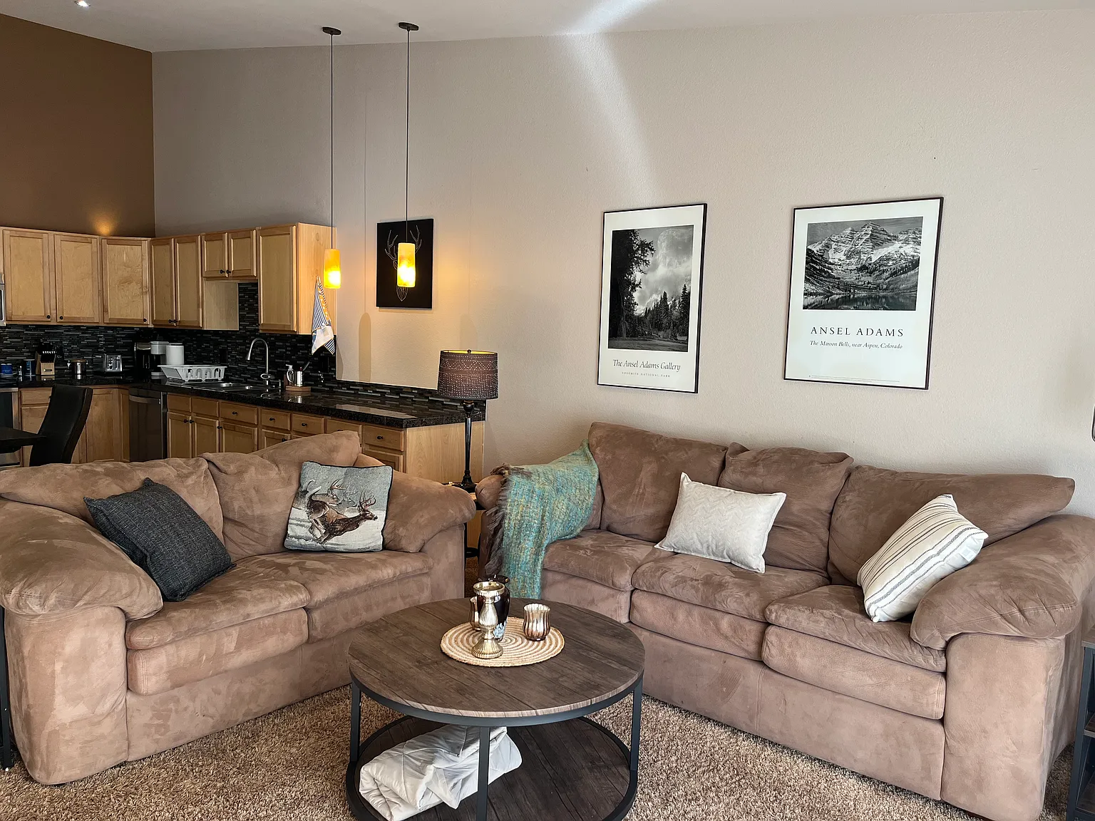 2 bed, 1100 sqft, $3,450 — Photo 2
