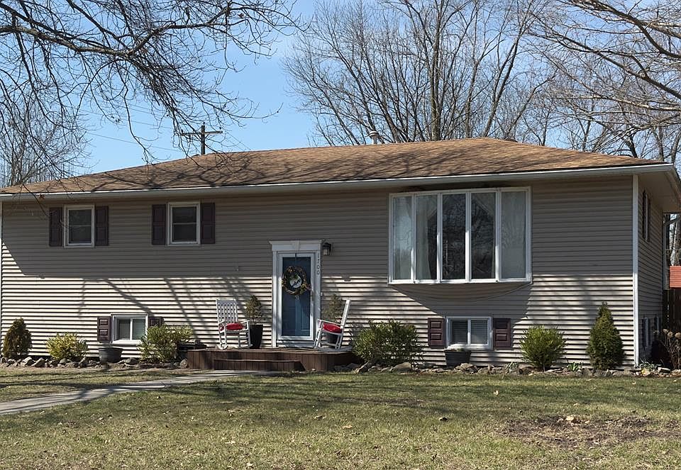 1st image of 1700 Borden St