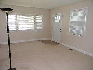 3rd image of 3717 Garden City Blvd SE