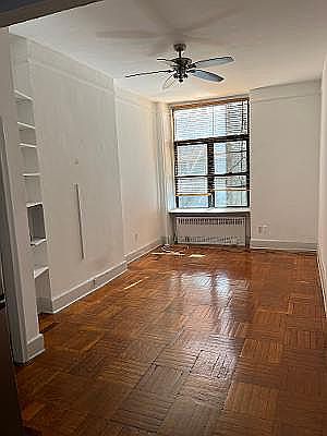 4th image of 302 W 105th St APT 1B