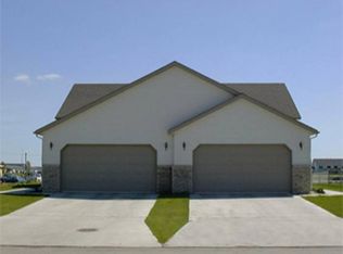 5111 17th Ave S, Fargo, ND 58103