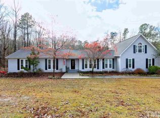 104 W Chatham St Apex Nc Zillow