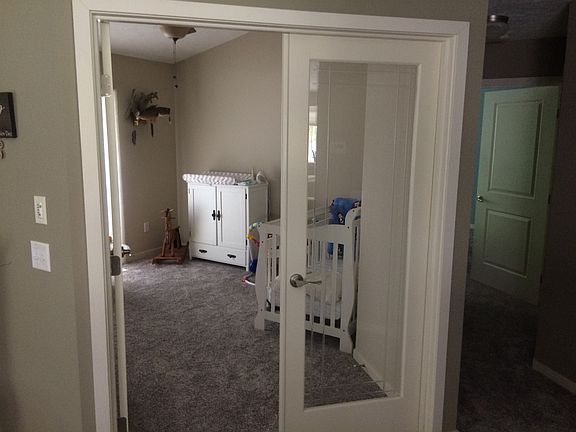 Office/toyroom