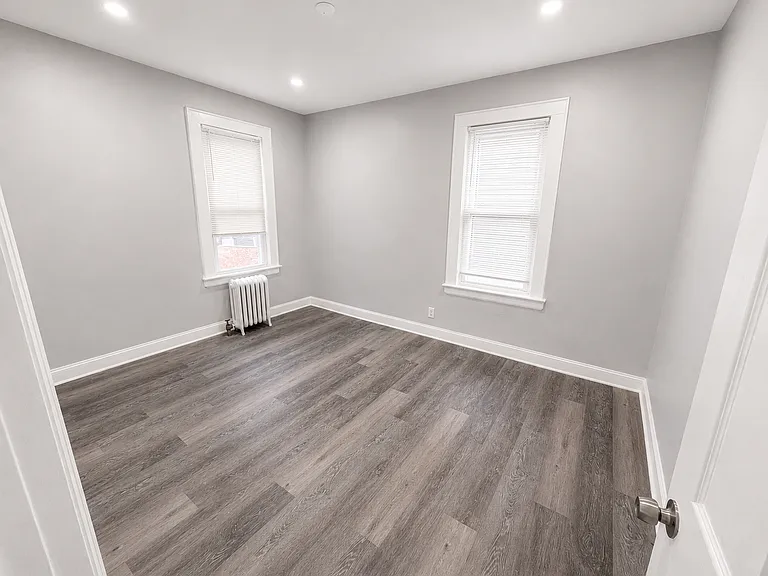 197-199 Hansbury Ave #2 — Photo 11