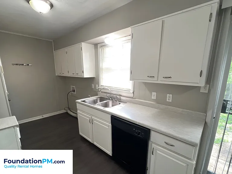 3503 W Deerwood Ave — Photo 13