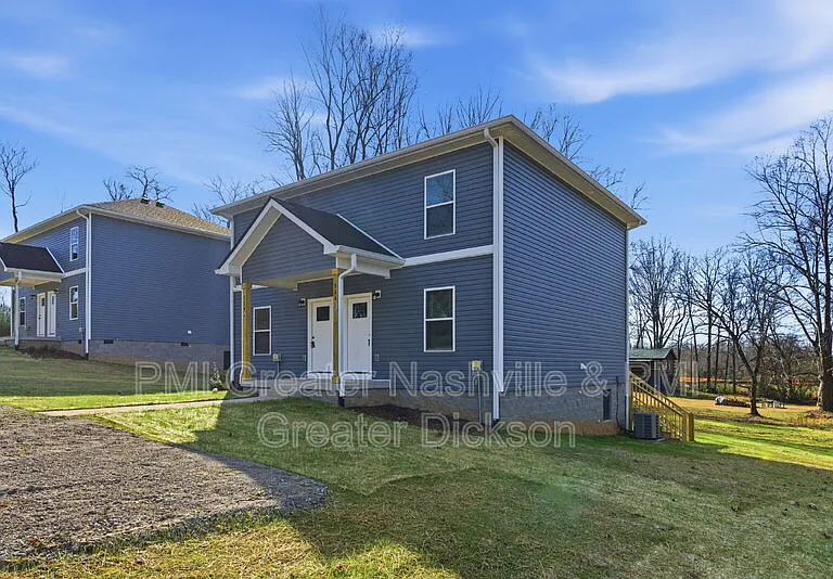 118 Saw Mill Rd #B — Photo 2