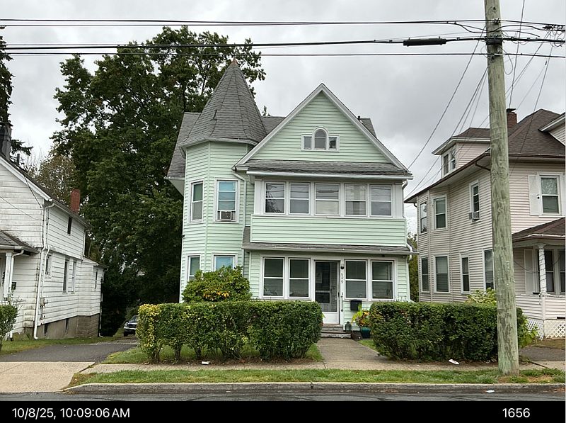 1st image of 549 Ellsworth St