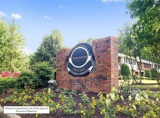 1105 Jamestowne Trl, Alpharetta, GA 30009