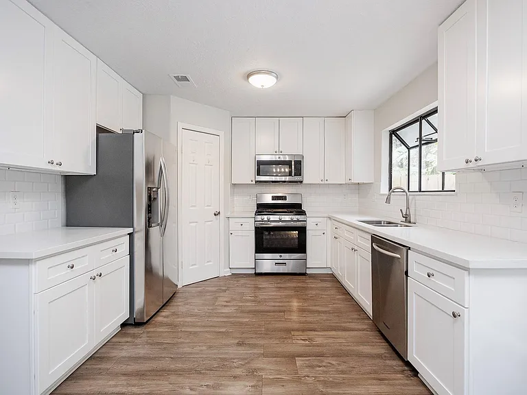 86 W Stony Bridge Cir — Photo 14