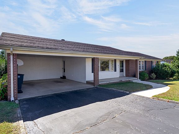 2nd image of 133 Clearview Dr