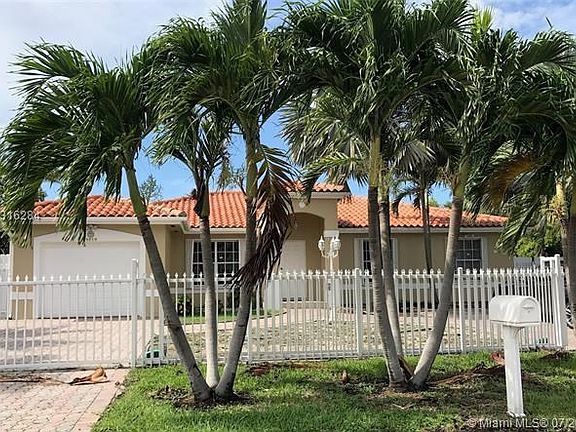 3rd image of 9815 NW 25th Ter
