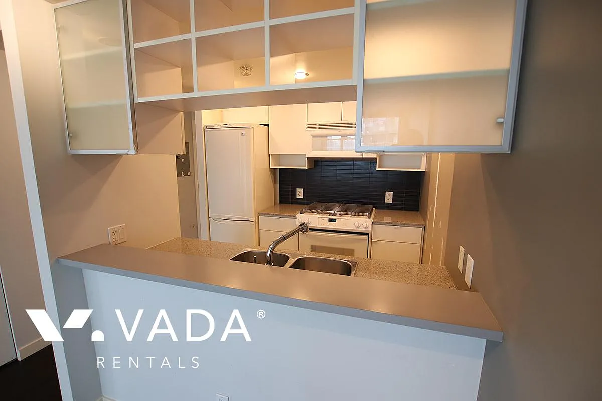 939 Expo Boulevard Vancouver — Photo 4