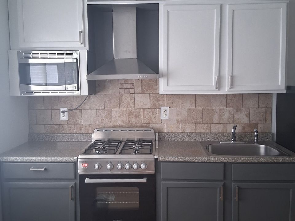 1st image of 63 Main St #1
