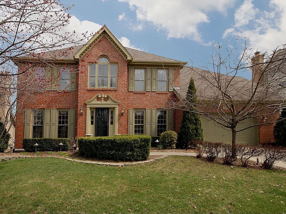 Front View, SD 203, old Chicago brick front