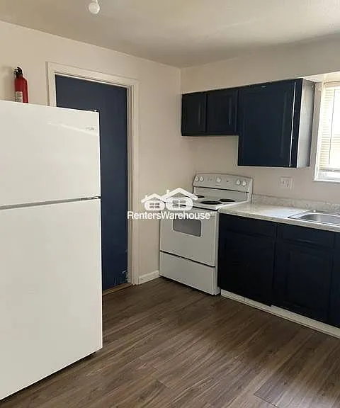 4830 NW Homestead Ter — Photo 3