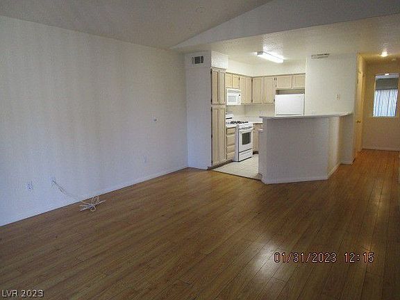 4th image of 5415 W Harmon Ave Unit 2177