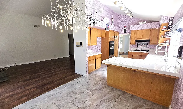 1752 Bradcliff Way — Photo 9