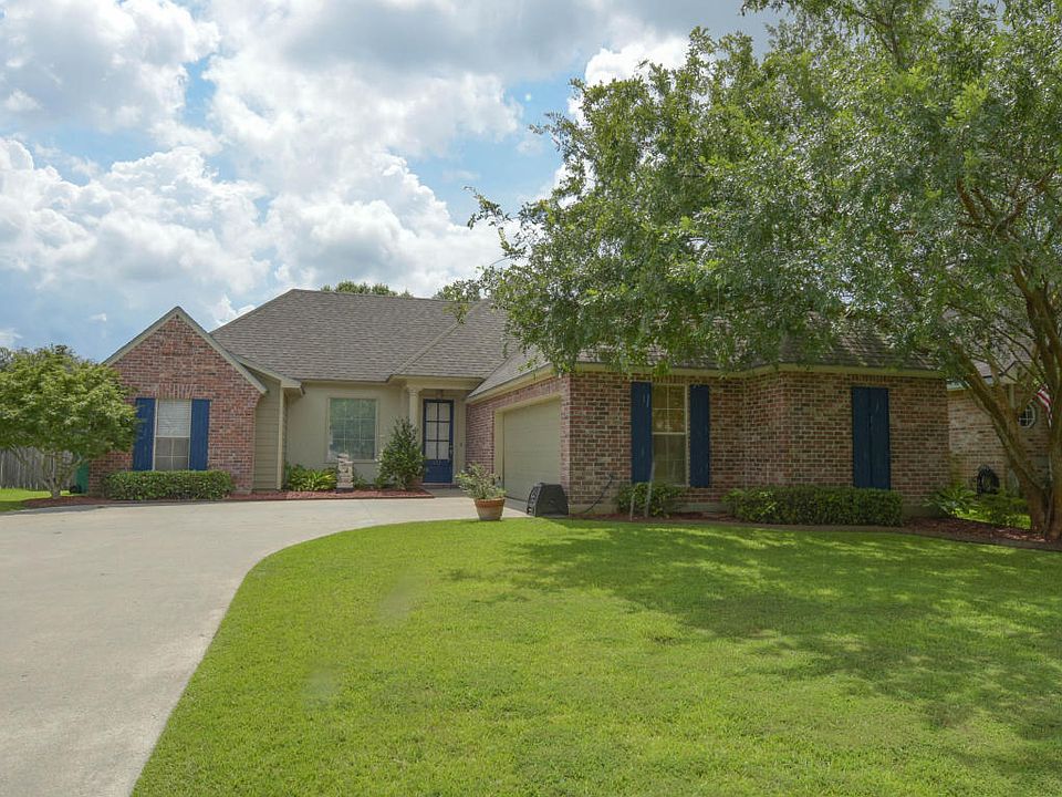 1st image of 113 Windermere Cir