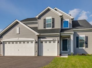 1670 Innsbrook Ct, Fox Lake, IL 60020