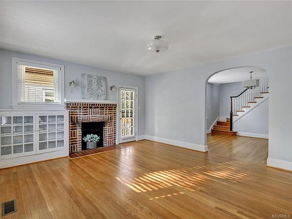 3rd image of 3116 Cliff Ave